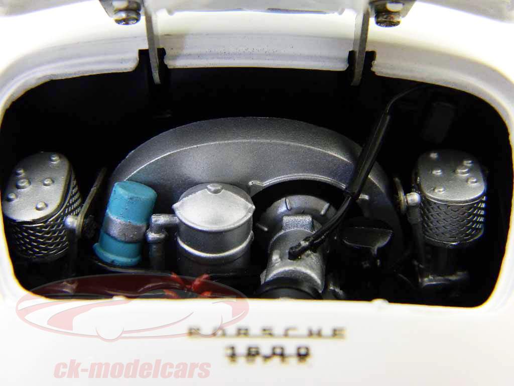 ポルシェ356Aスピードスターホワイト/ホワイト1時18分オートアート