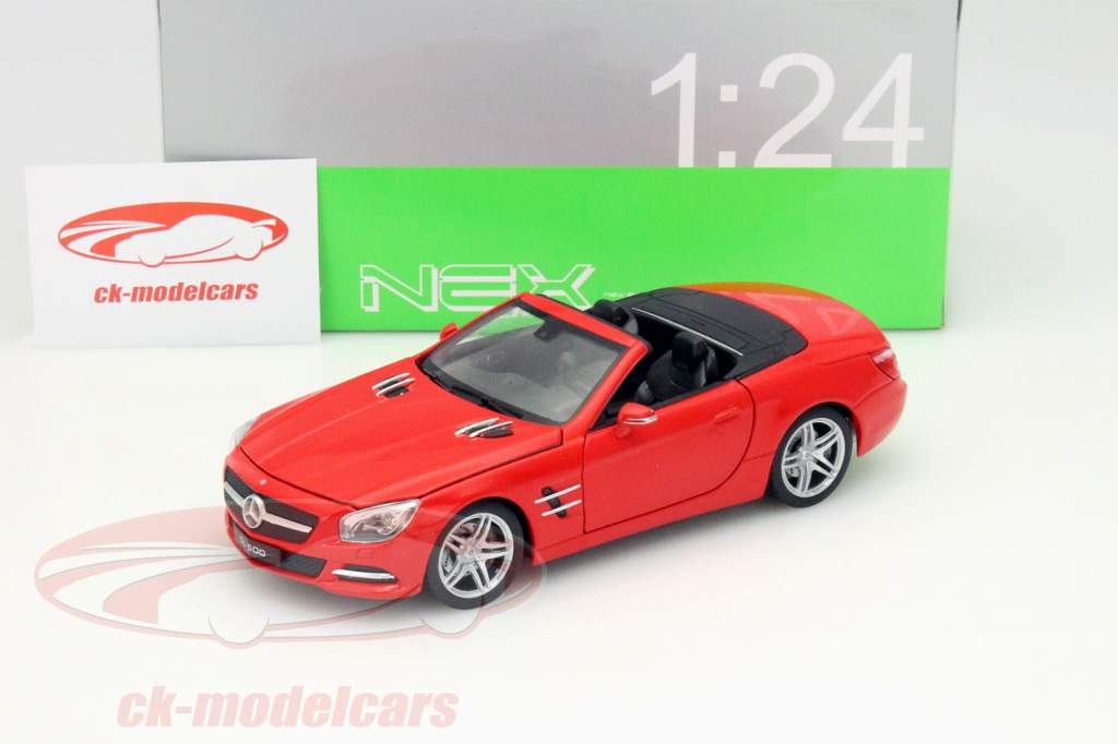 Mercedes-Benz SL 500 Converteerbaar Jaar 2012 rood 1:24 Welly