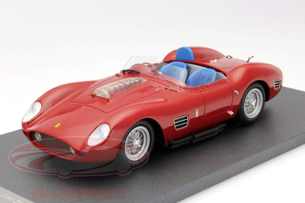 法拉利 250 TR RHD 红 色 1:18 CMF