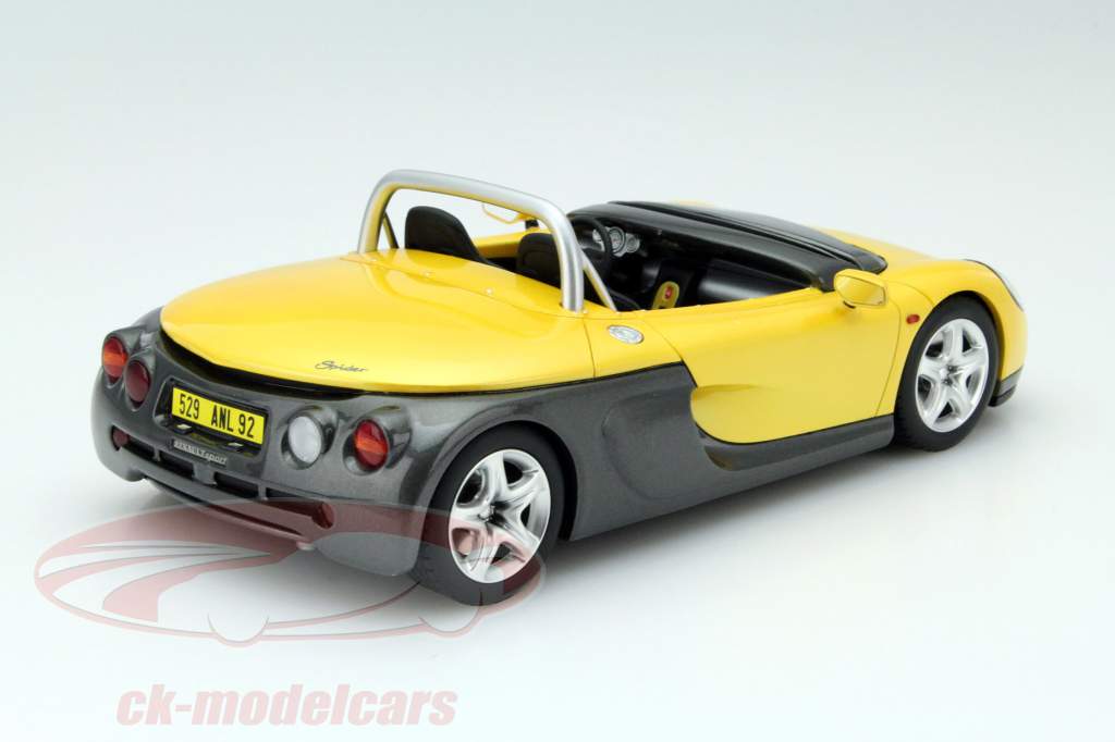 Renault Spider Año 1996 amarillo / gris 1:18 OttOmobile