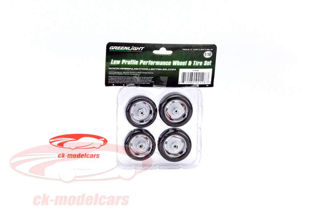 Low Profile Perfomance Wheel and Tire Set 1:18 Greenlight