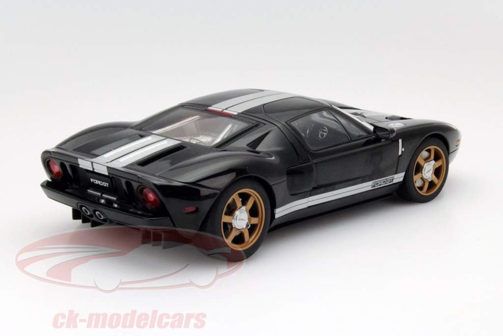 Ford GT Year 2004 black / white 1:18 AUTOart