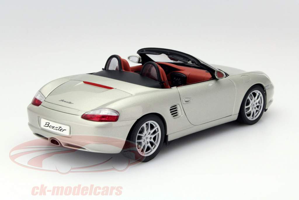 Porsche Boxster 986 Cabriolet plata 1:18 AUTOart