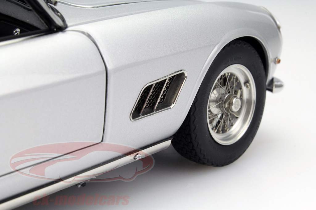 CMC フェラーリ  Ferrari 1961 250GT 1/18  SWB CMC Ferrari 1961 250GT 1 18 SWB japan used free shipping car