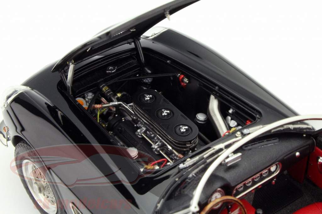 CMC 1:18 Ferrari 250 GT SWB California Spyder 1960 red M-091