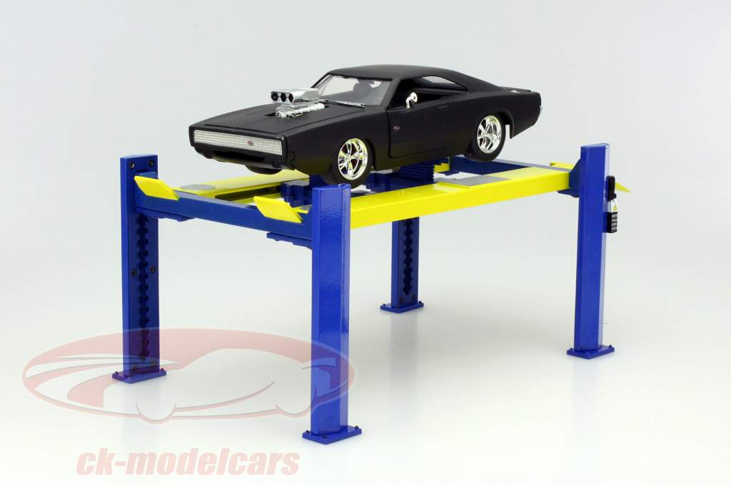 Fire kolonner Hydraulisk rampe gul / blå til Modelbiler i Scale 1:18 Greenlight