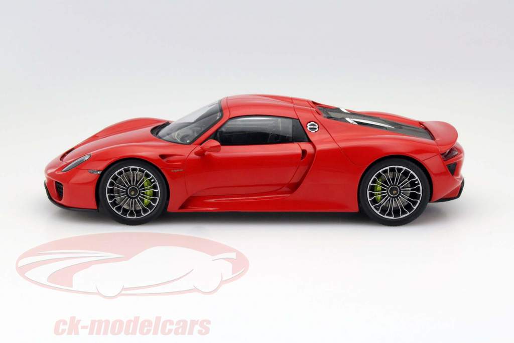 保时捷 918 Spyder 红色 1:18 Spark