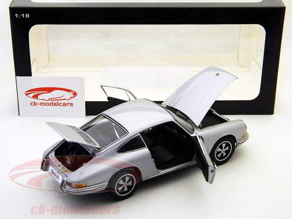 Porsche 911S 1967 silber / silver 1:18 AutoArt