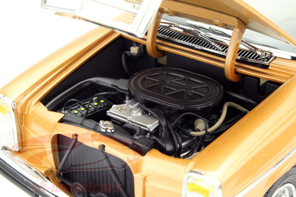 Mercedes-Benz Strich 8 280C Coupe Baujahr 1968 gold 1:18 SunStar