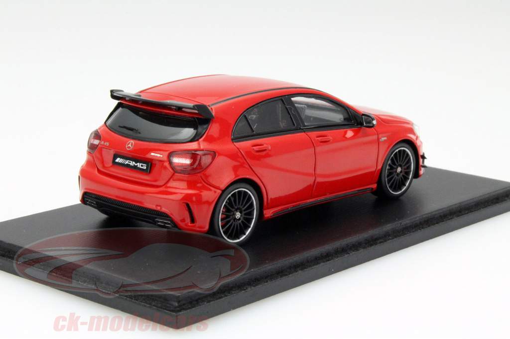 梅赛德斯 - 奔驰 A45 AMG 2014年 红色 1:43 Spark