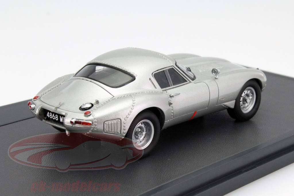 Jaguar E-Type Low Drag Coupe Año 1963 plata 1:43 Matrix
