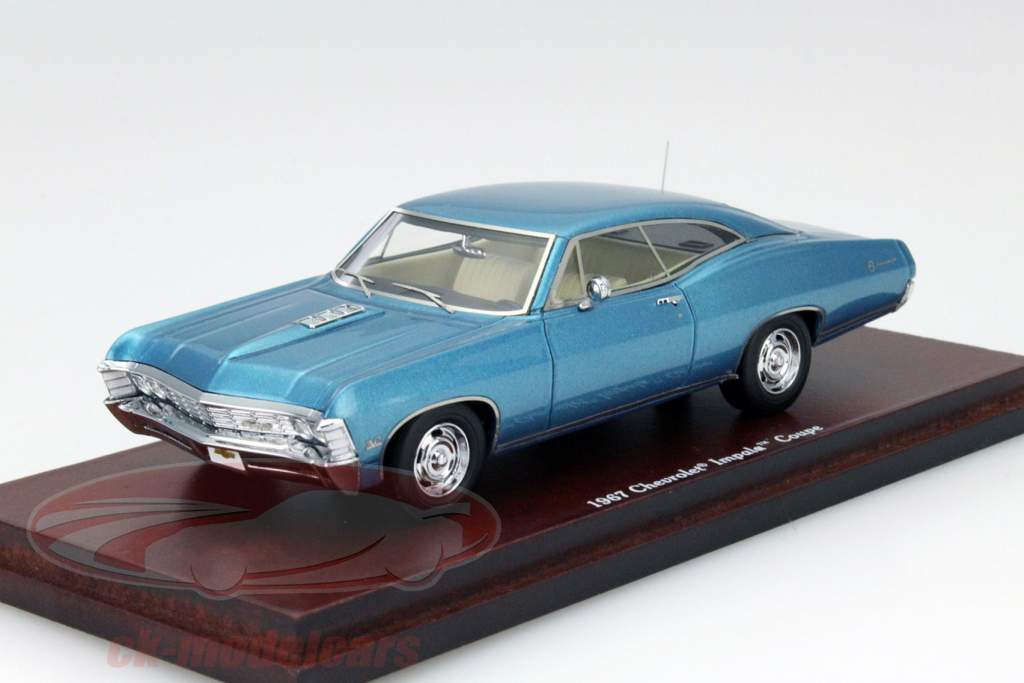 Chevrolet Impala Coupe Anno 1967 blu 1:43 TrueScale