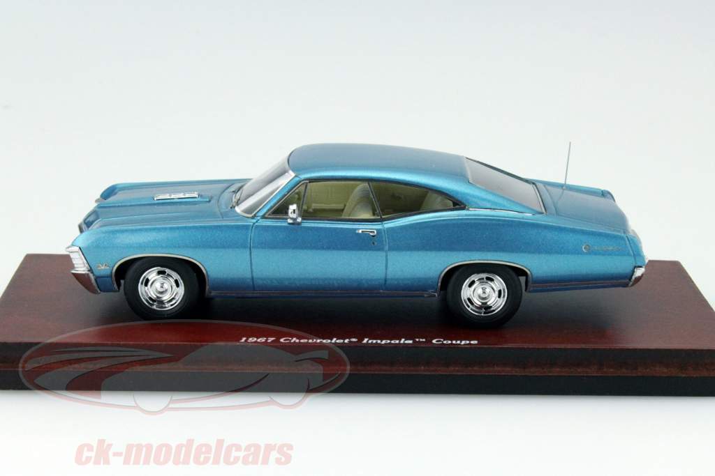 Chevrolet Impala Coupe Anno 1967 blu 1:43 TrueScale