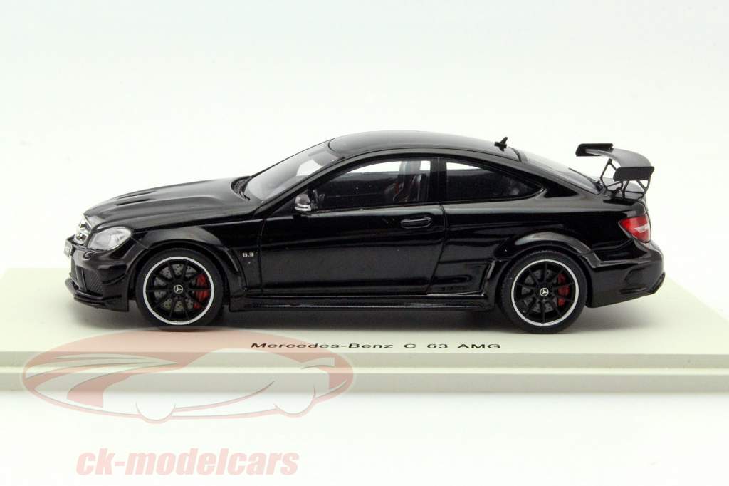 梅赛德斯 - 奔驰 C63 AMG 2014年 黑色 1:43 Spark