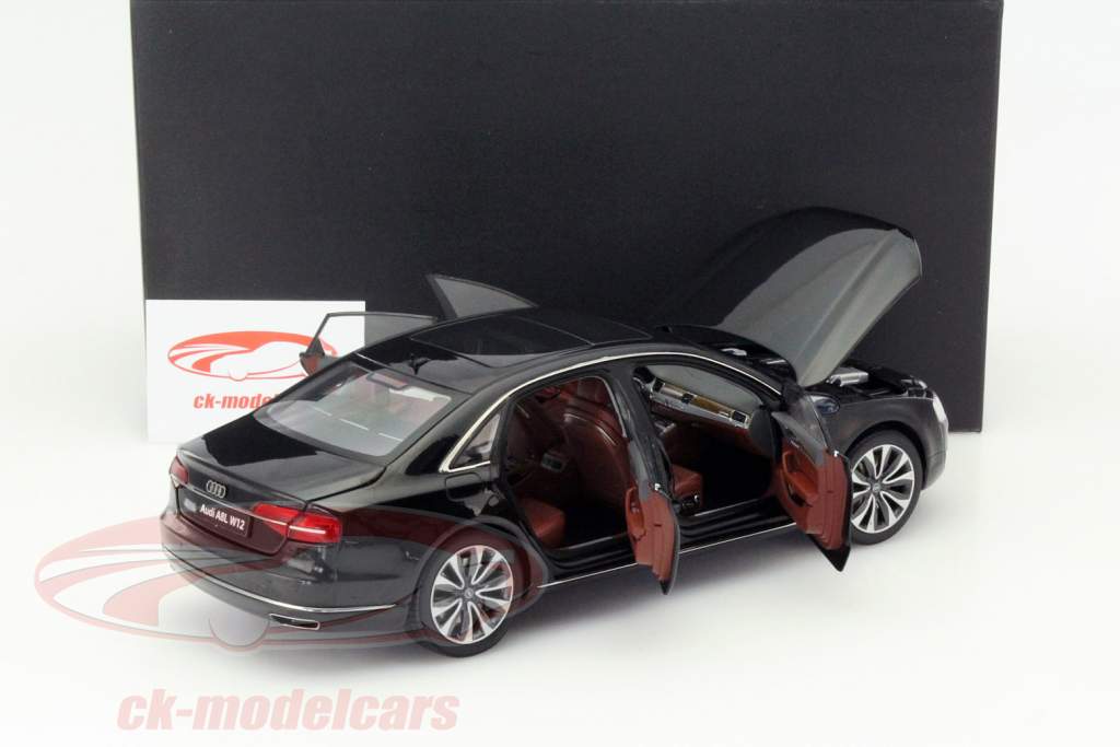 Audi A8L W12 Baujahr 2014 phantom schwarz 1:18 Kyosho