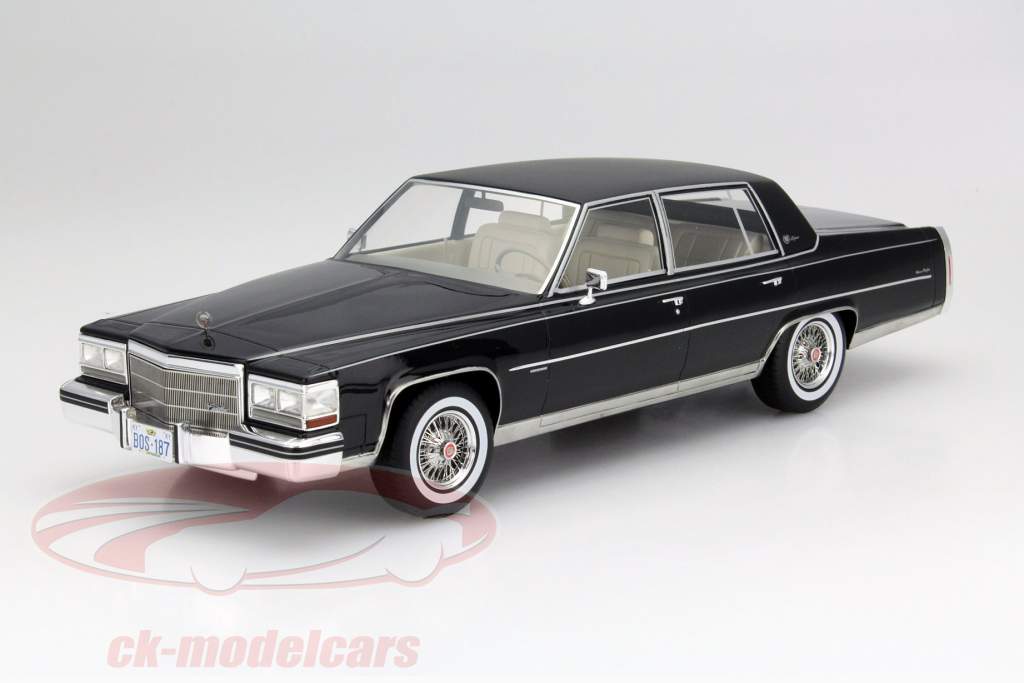 Cadillac Fleetwood Brougham År 1982 sort 1:18 BoS-Models