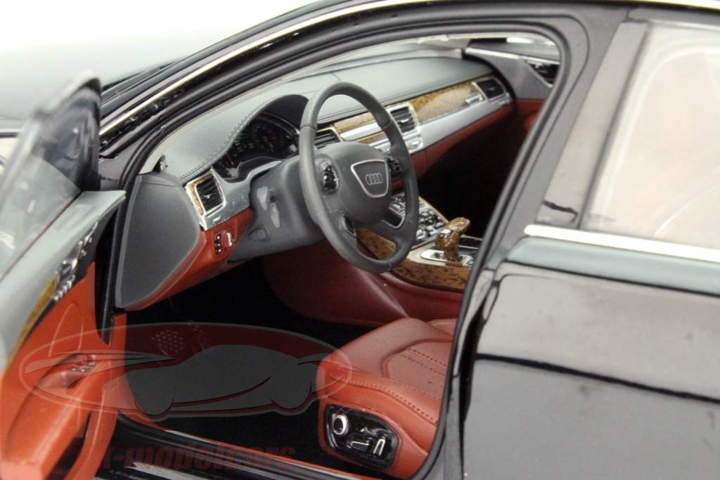 Audi A8L W12 Год 2014 Фантом черный 1:18 Kyosho