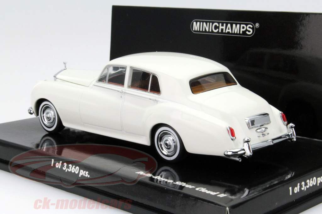 Rolls Royce Silver Cloud II Jaar 1960 wit 1:43 Minichamps