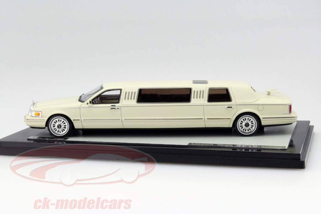 Great Lighting Models 1:43 Lincoln Town Car Limousine Year