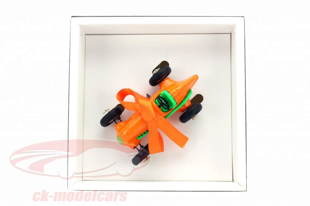 Pop Art Edition Studio I laranja 1:24 Schuco