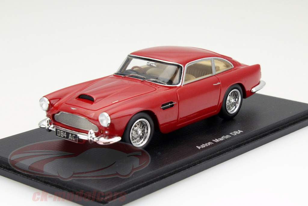 Aston Martin DB4 新年 1958 红 1:43 Spark