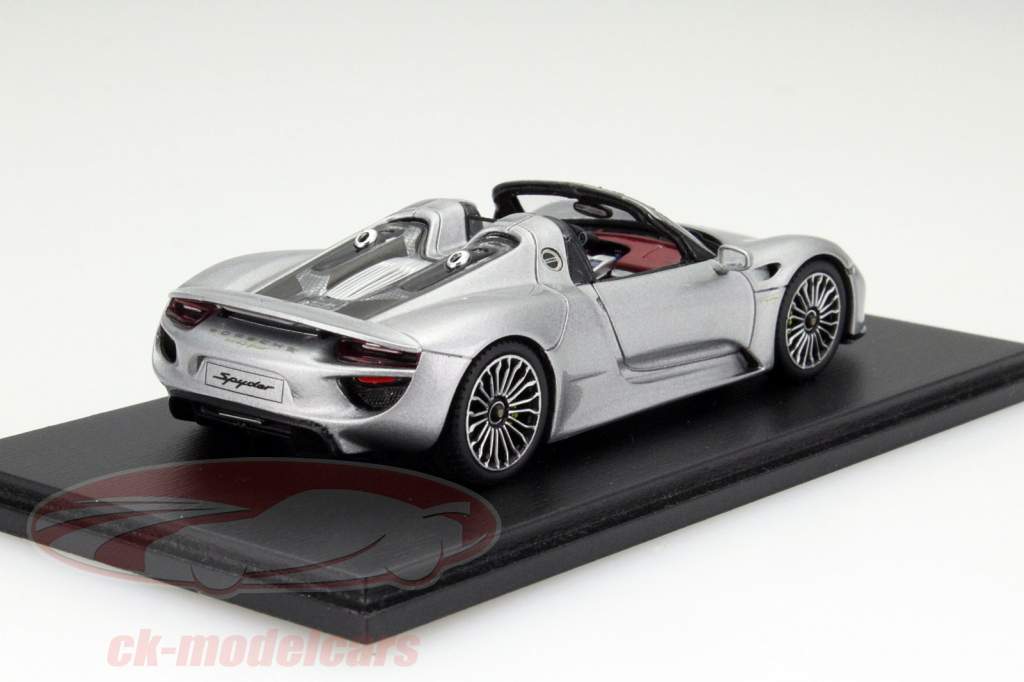 保时捷 918 Spyder 2014年 银色 1:43 Spark