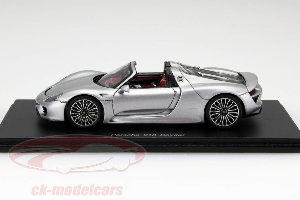 Porsche 918 Spyder Anno 2014 d'argento 1:43 Spark