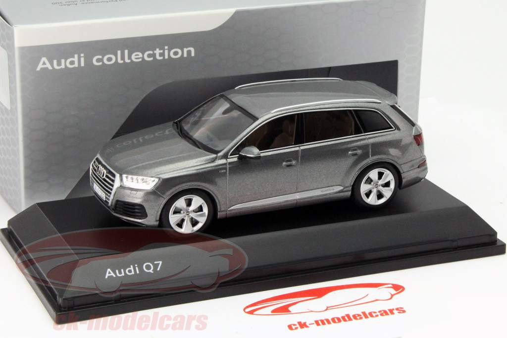 奥迪 Q7 2015年 灰色 1:43 Spark