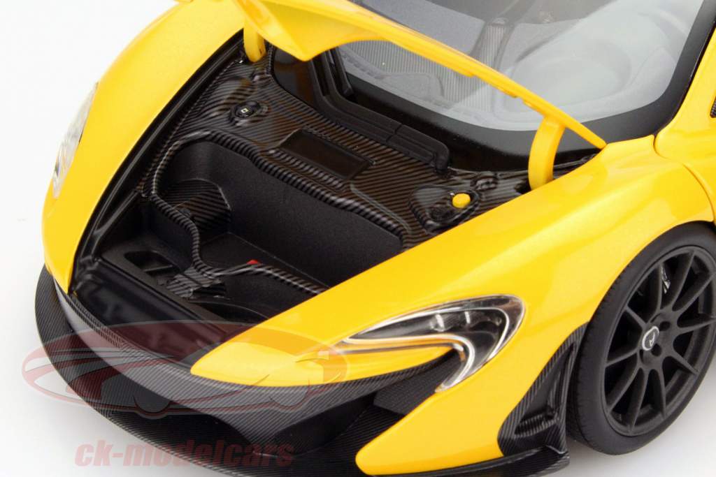 McLaren P1 År 2013 Volcano gul 1:18 TrueScale
