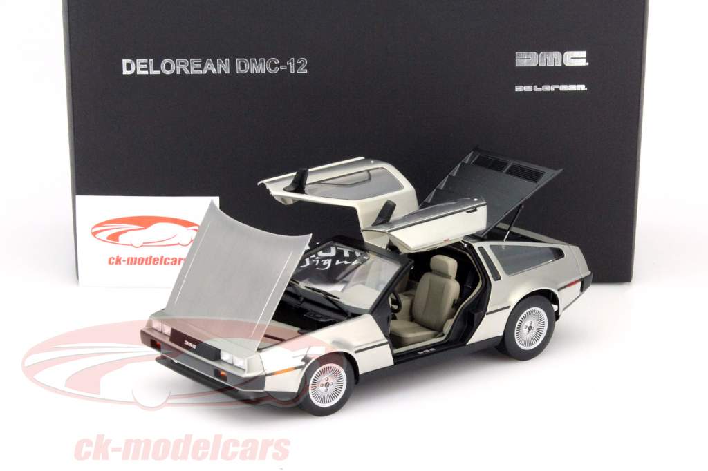 DeLorean DMC12 Year 1981 silver 1:18 AUTOart