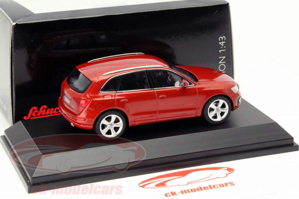 Audi Q5 Jaar 2013 Volcano Red 1:43 Schuco