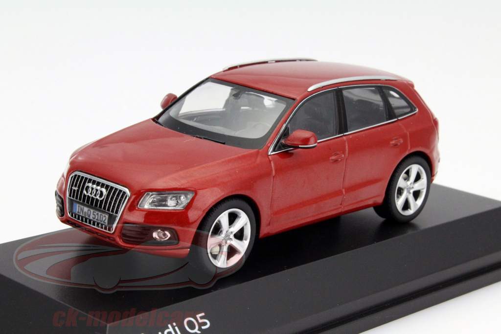 Audi Q5 Ano 2013 Volcano Red 1:43 Schuco