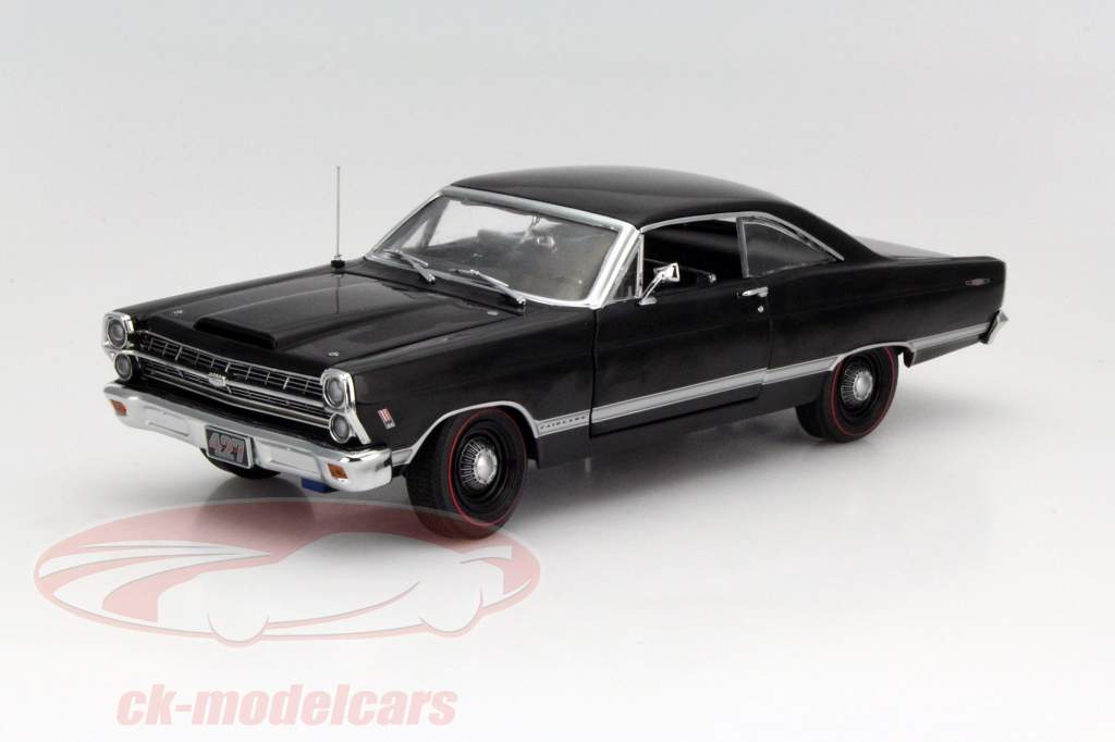 福特 Fairlane 427 R code1967年 黑色 1:18 GMP