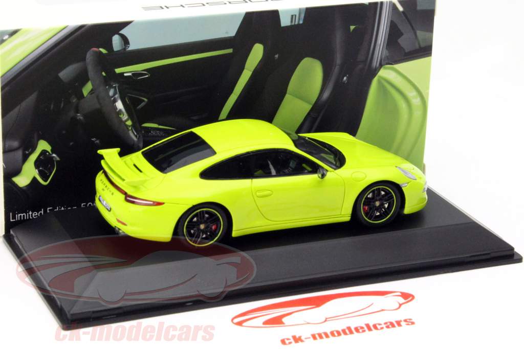 Porsche 911 Carrera 4S groen 1:43 Spark