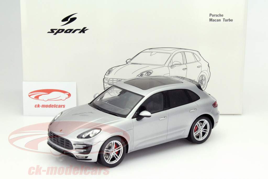保时捷 马坎 涡轮 银色 1:18 Spark