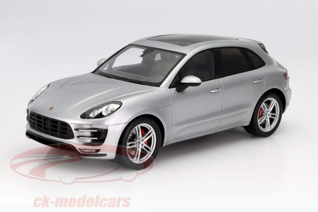 保时捷 马坎 涡轮 银色 1:18 Spark