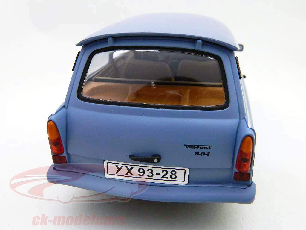 Trabant 601 Universal hellblau / lightblue 1:18 SunStar