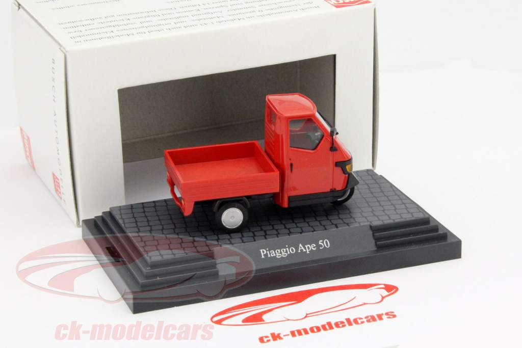 Piaggio Ape 50 rød 1:43 Busch