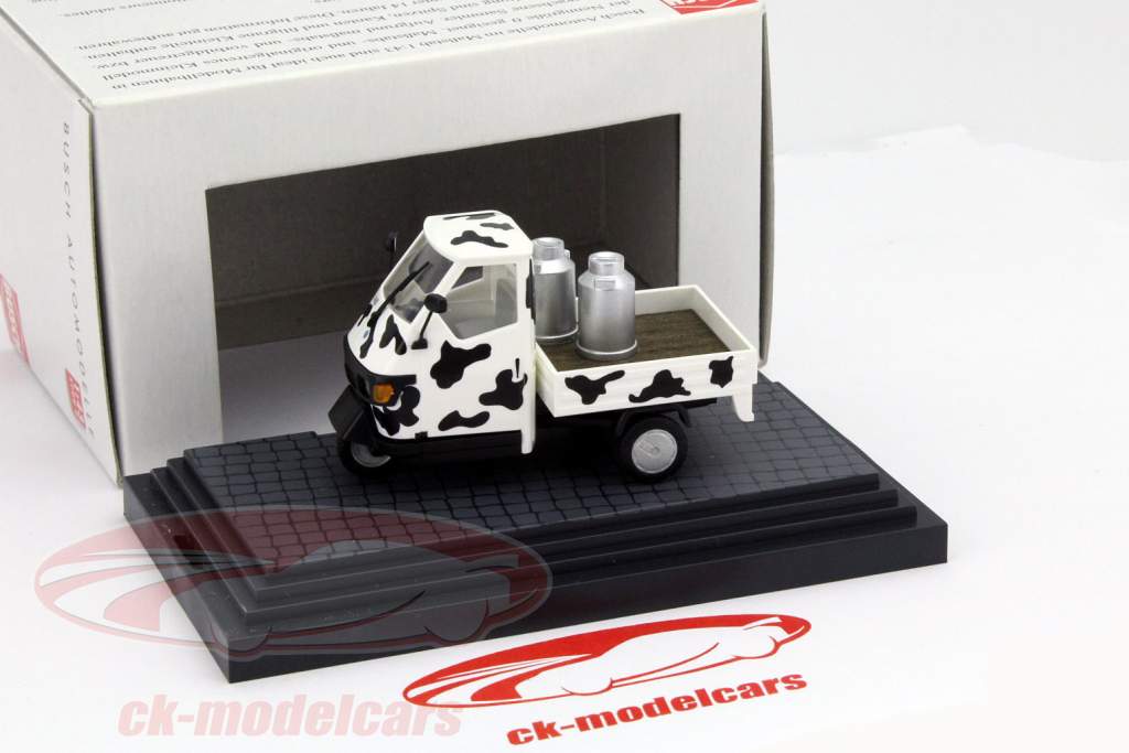 Piaggio Ape 50 med Ko patch 1:43 Busch