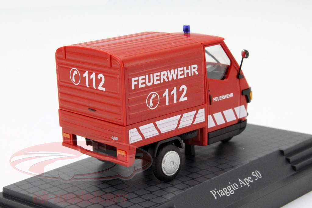 Piaggio Ape 50 消防 1:43 Busch