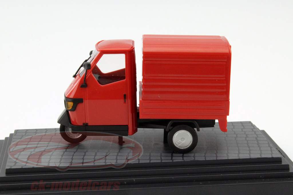 Piaggio Ape 50 Фургон красный 1:43 Busch