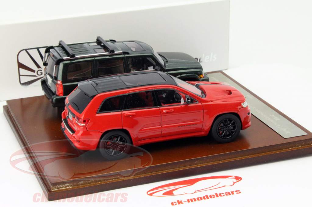 2-Car Set Jeep Commander and Grand Cherokee SRT8 verde / rojo 1:43 GLM