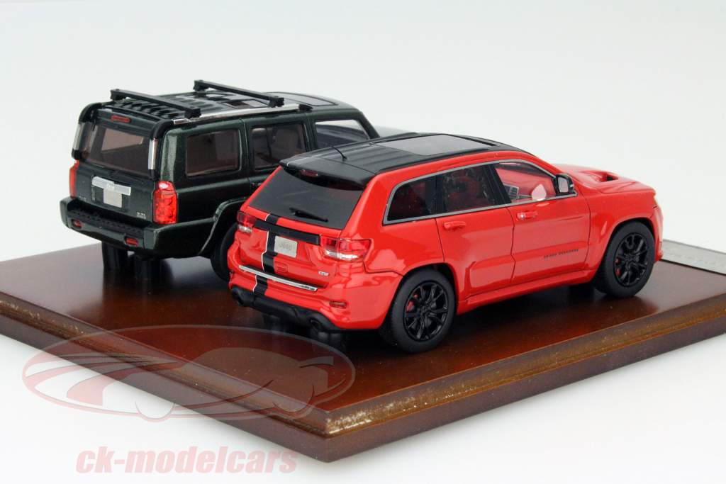 2-Car Set Jeep Commander and Grand Cherokee SRT8 verde / rojo 1:43 GLM