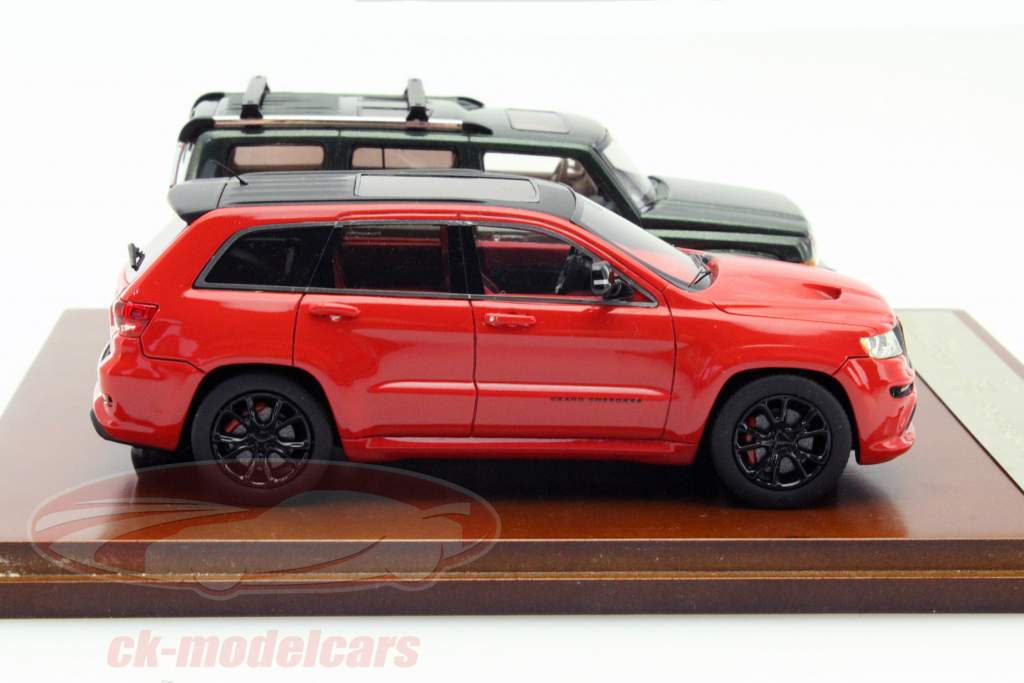 2-Car Set Jeep Commander and Grand Cherokee SRT8 verde / rojo 1:43 GLM