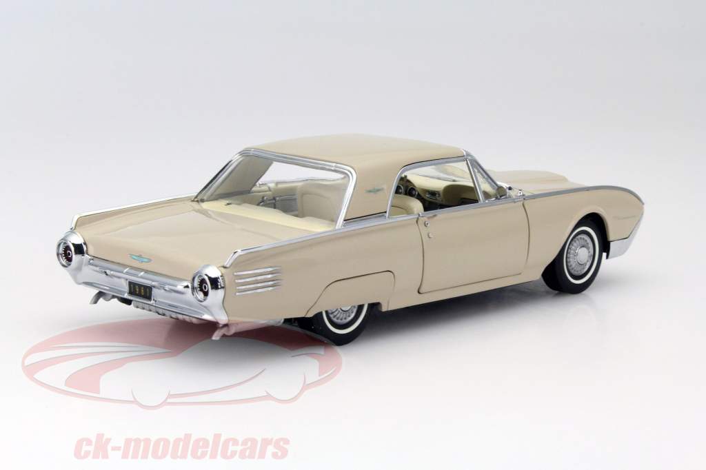 Ford Thunderbird Hardtop Ano 1961 bege 1:24 Danbury Mint