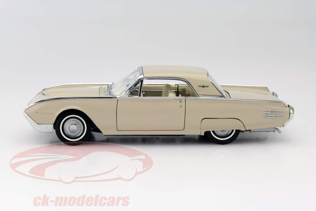 Ford Thunderbird Hardtop Ano 1961 bege 1:24 Danbury Mint
