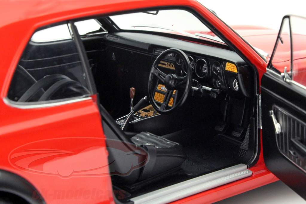 Nissan Skyline GT-R (KPGC10) Tuned Version rosso 1:18 AUTOart