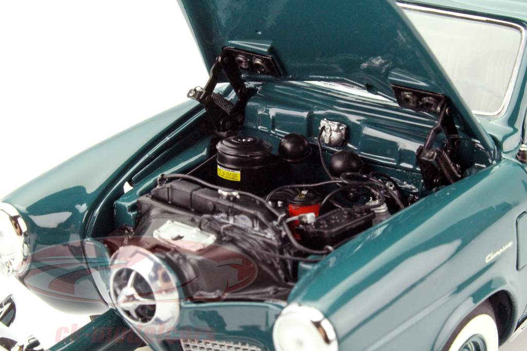 Stundebaker Champion Coupe Год 1950 темно-зеленый 1:24 Danbury Mint