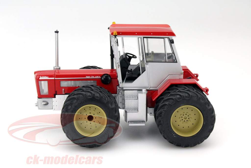 Schlüter Super Trac 2500 VL rot / silber 1:32 Schuco