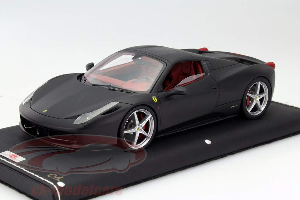 Ferrari 458 Spider Jaar 2011 mat zwart 1:18 MR Models